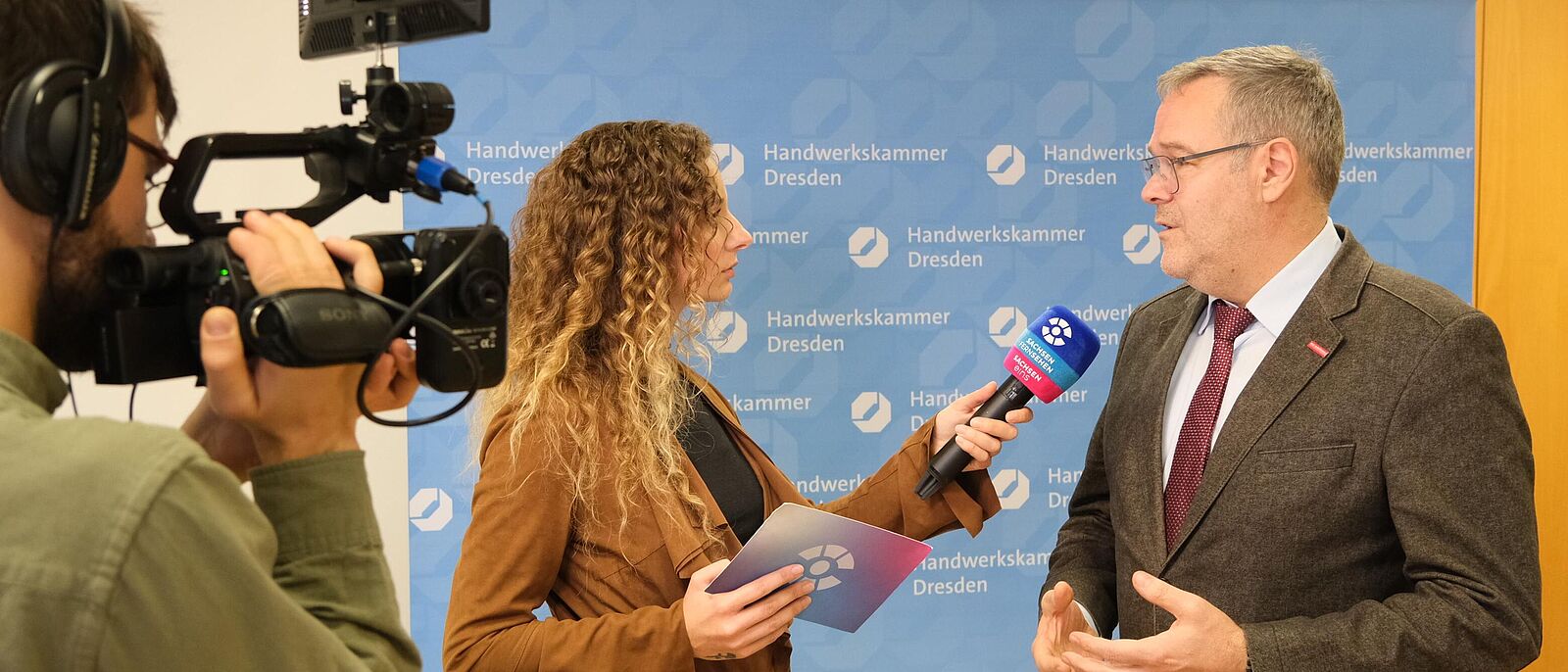 Jörg Dittrich im Gespräch mit Journalisten anlässlich der Herbstkonjunkturpressekonferenz am 6. November 2023.