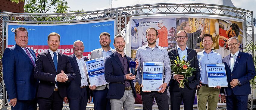 Berndt Rohr- und Kanalservice GmbH gewinnt den  „Zukunftspreis – Handwerksbetrieb des Jahres“ - Zum Beitrag