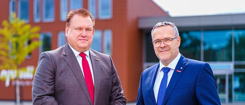 „Um die Fachkräfte-Lücke zu schließen, müssen wir uns stärker für die Zuwanderung in Arbeit und Ausbildung einsetzen“ - Zum Beitrag